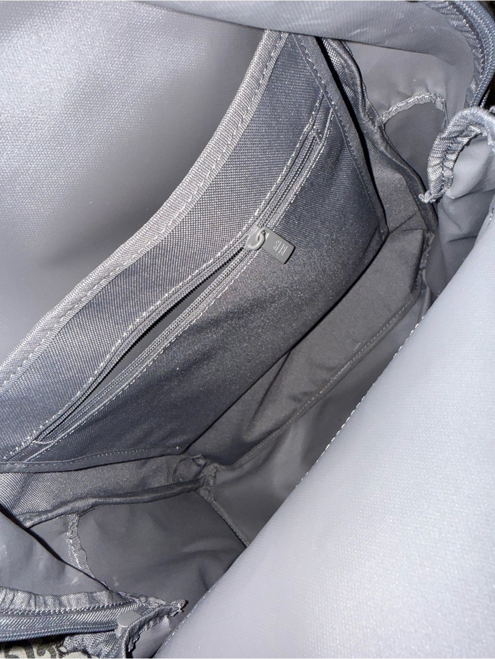 BÉIS Beisics Gray Backpack - Picture 7 of 8
